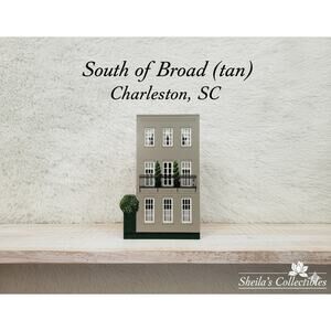 Sheila’s Collectibles #CHS 62 South of Broad (Tan), Charleston, SC in Box
